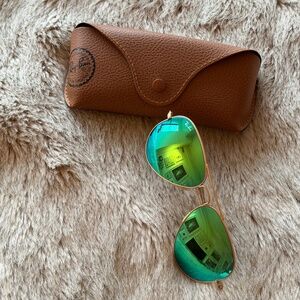 Aviators Flash Lenses Gold Mirrored Green Lens